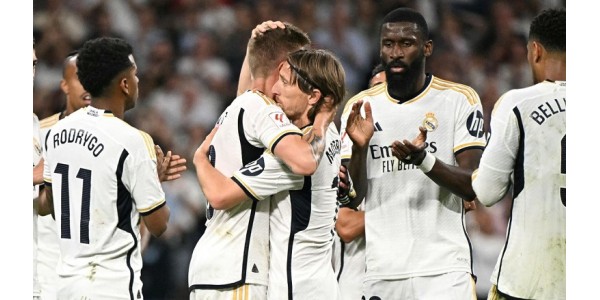 Toni Kroos cambia identità e sostiene sempre Federico Valverde